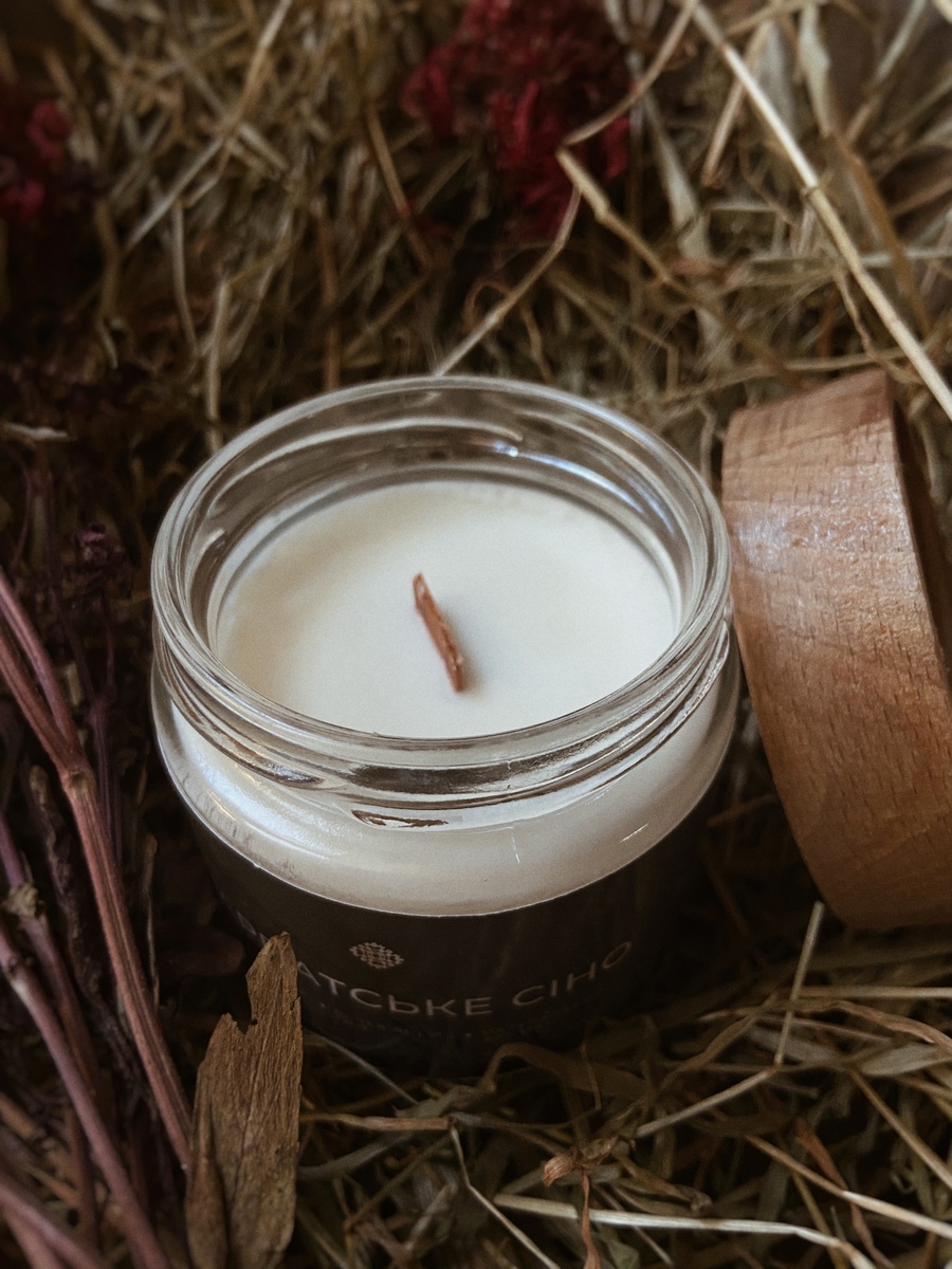 Соєва ароматична свічка з дерев'яним гнотом, аромат "Карпатське сіно", 200 мл 2023*09 фото