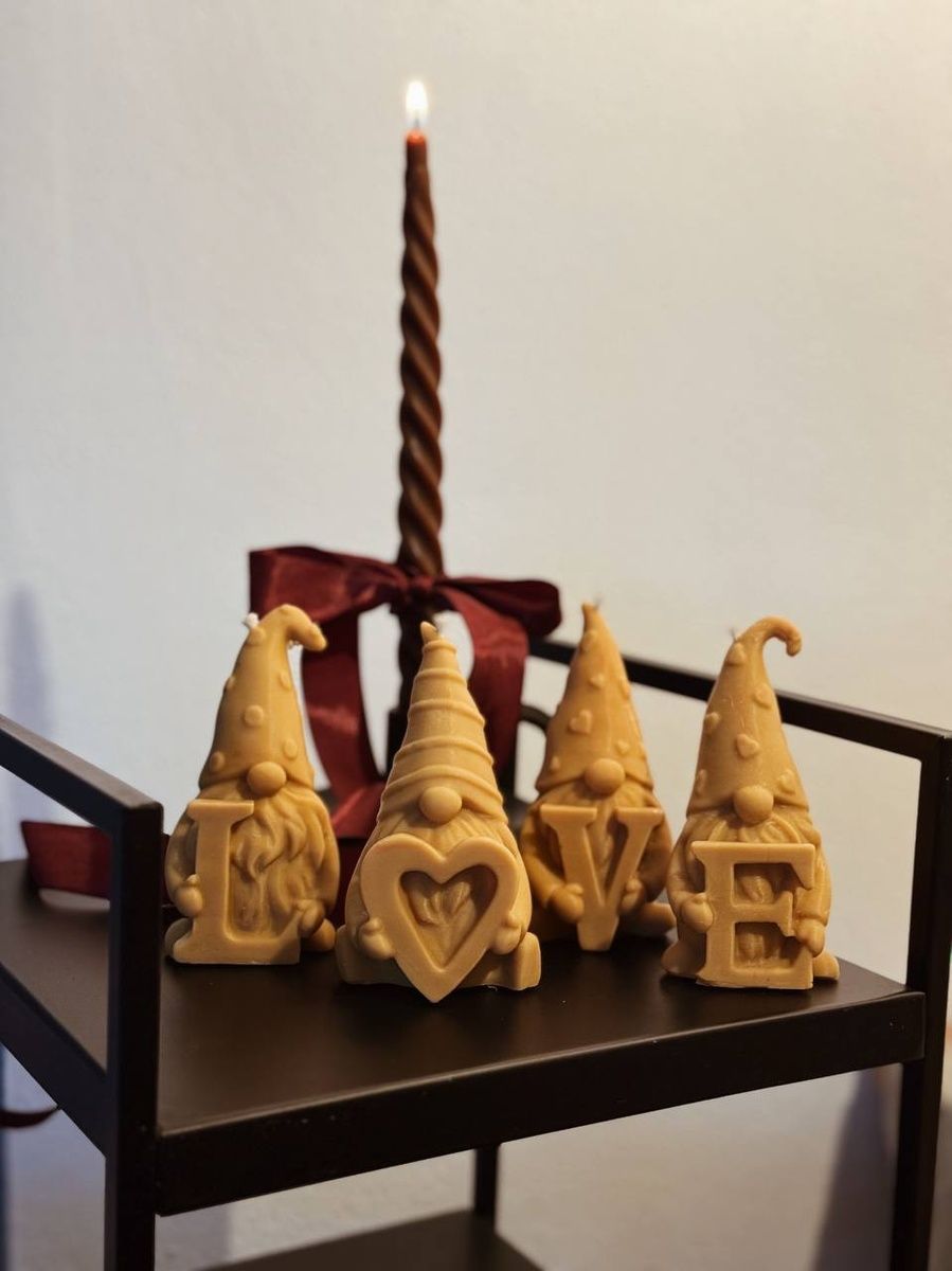 Набір свічок з бджолиного воску "Гноми LOVE" 250126-04 фото