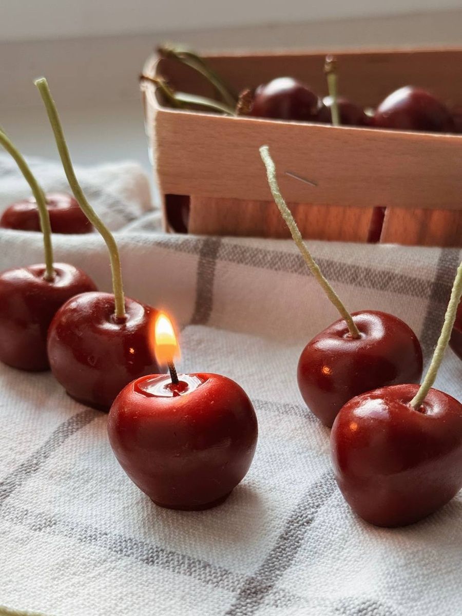 Набір формових соєвих свічок Bazhani "Sweet Cherry / Черешня" (декор для десертів), 3 шт 160626-01 фото