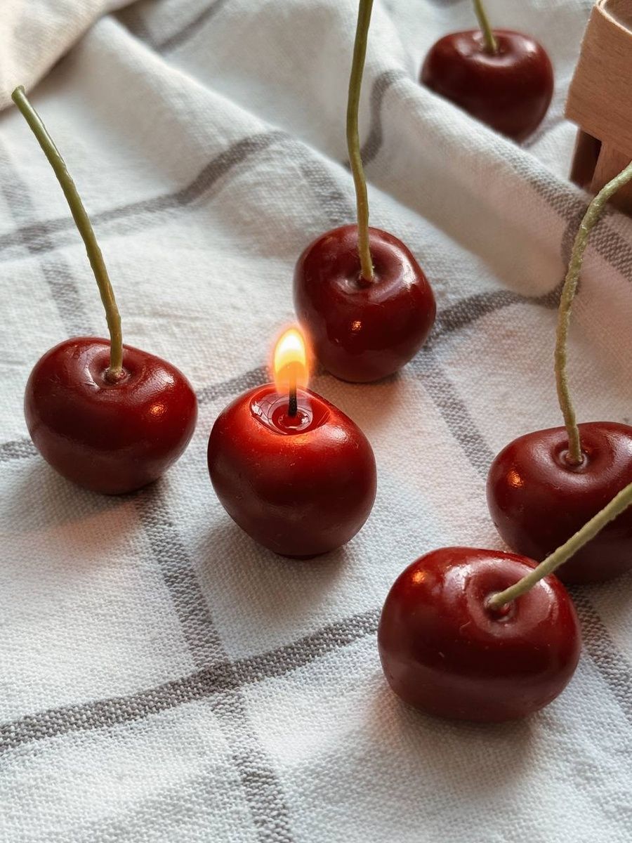 Набір формових соєвих свічок Bazhani "Sweet Cherry / Черешня" (декор для десертів), 3 шт 160626-01 фото