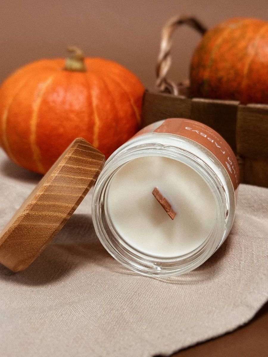 Соєва свічка Bazhani "Pumpkin Souffle / Clear" (пряний гурманський аромат), 200 мл 139 фото