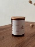 Соєва свічка Bazhani "White Sandalwood" (шляхетний деревний аромат), 200 мл 120825-04 фото